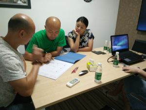 热烈欢迎原味椰子鸡餐厅徐总到公司详谈主题餐厅设计方案